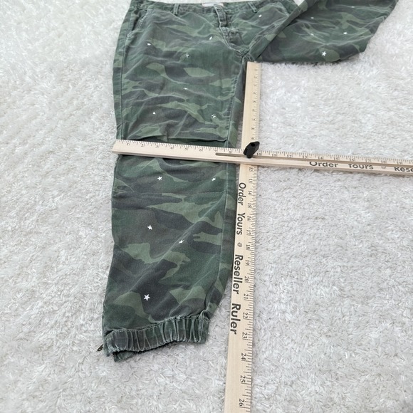Sundry Pants Womens 29 Green Camo Jogger Star Print Tapered Zip Hem USA Cotton - Picture 11 of 16